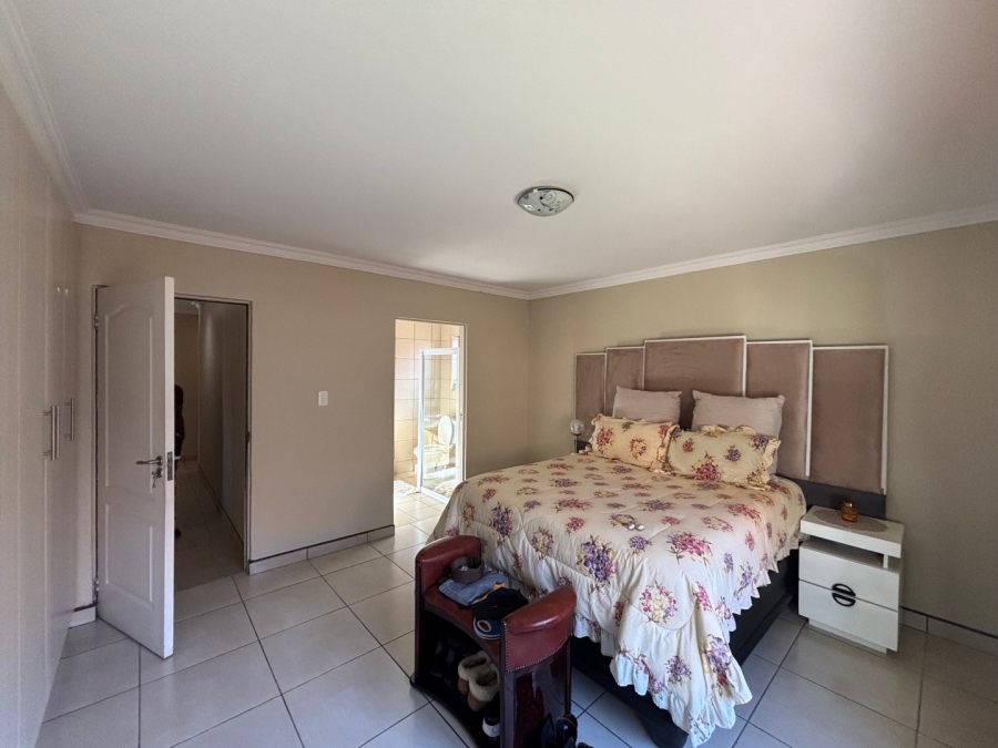 3 Bedroom Property for Sale in Wild Olive Estate Free State